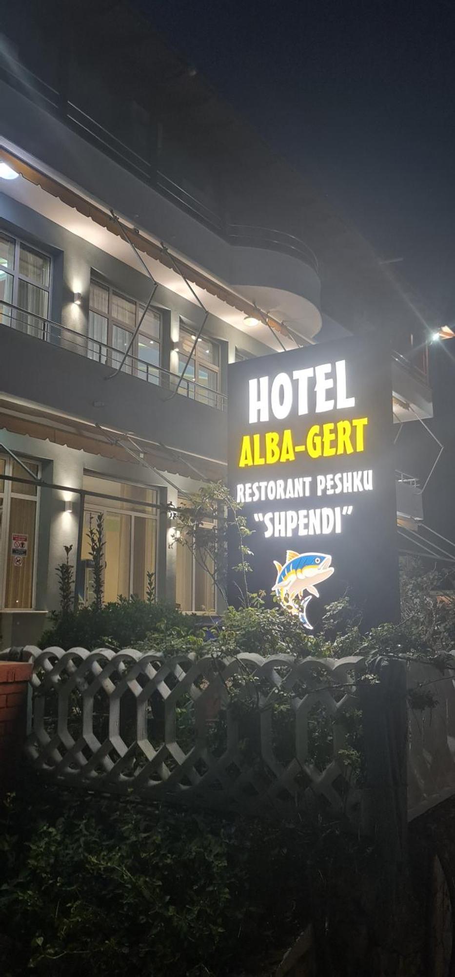 Hotel Alba-Gert Orikum Exterior photo